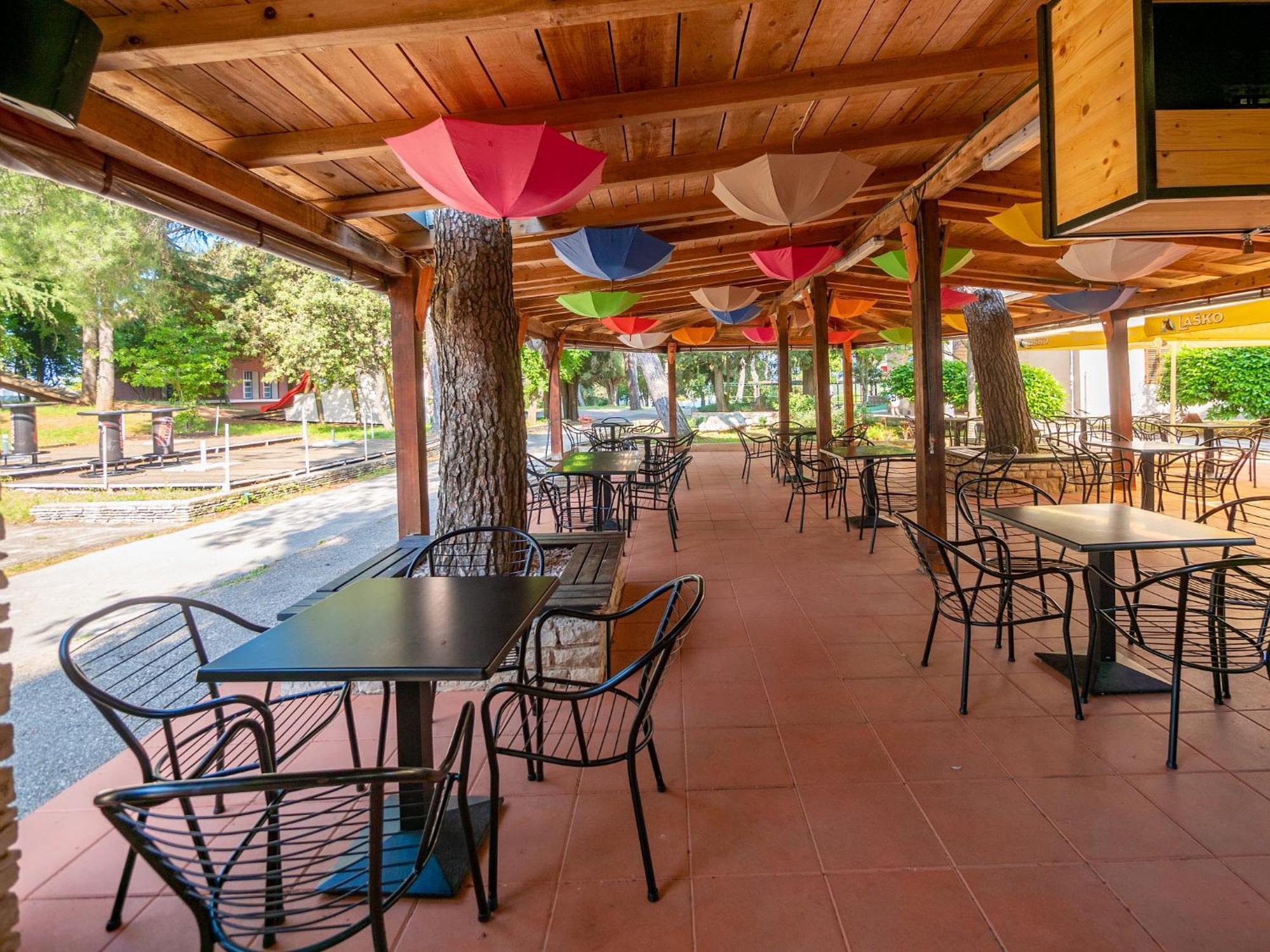 Camping Eurocamp Mobilhomes At Brioni Sunny