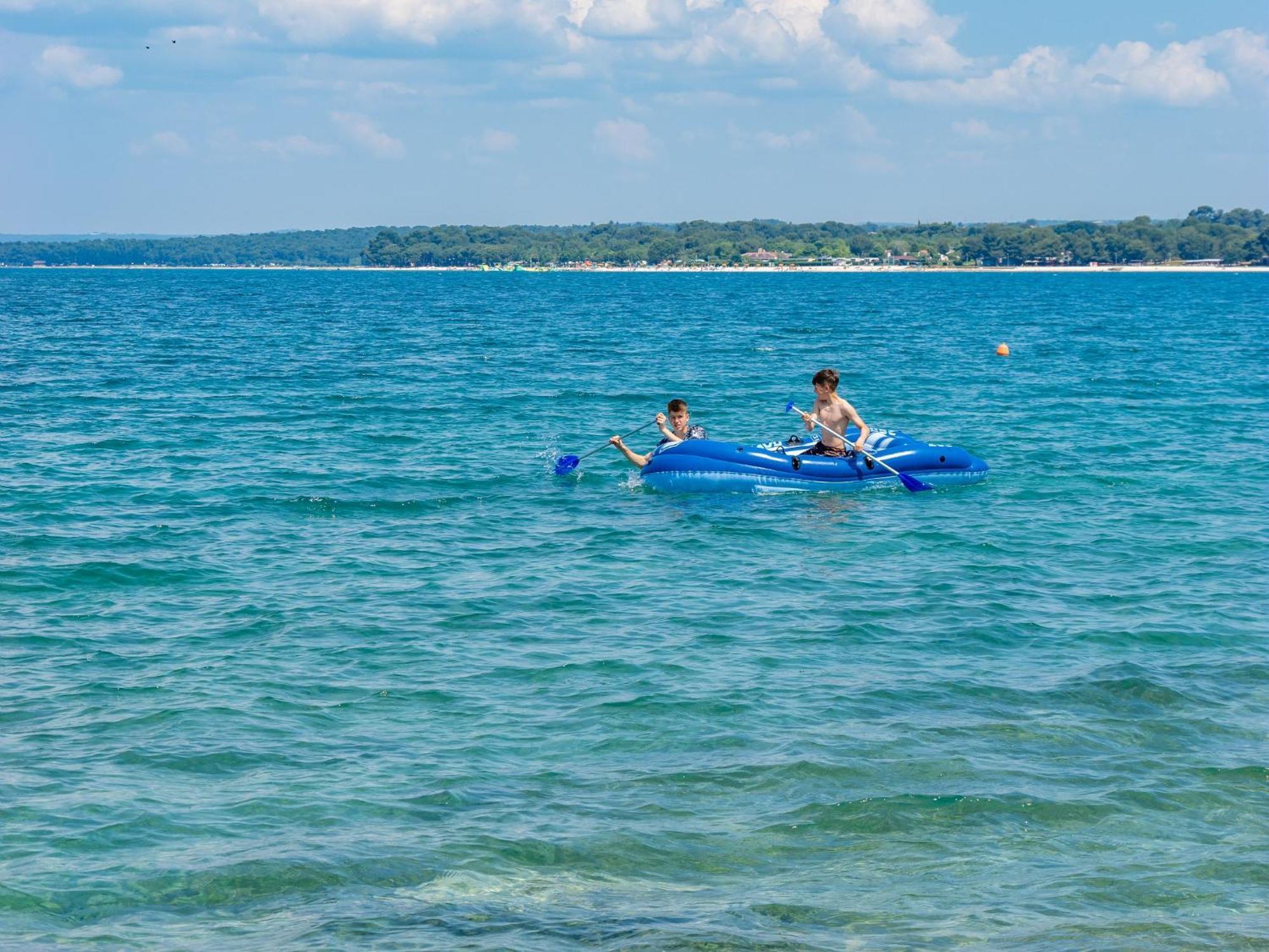 Eurocamp Mobilhomes At Brioni Sunny Camping Pula